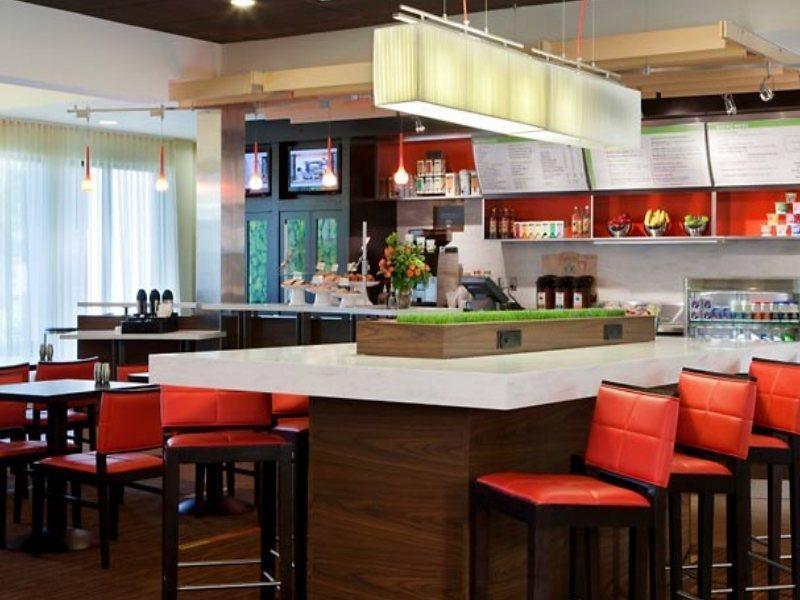 Courtyard By Marriott Baton Rouge Acadian Centre/Lsu Area Hotel Exterior photo